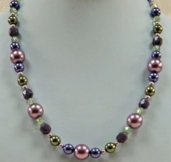 collier en perles nacrées swarovski